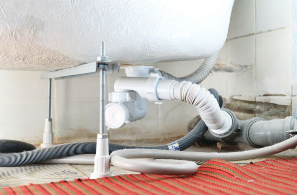 Cost of Tub Drain Repair in Suffolk