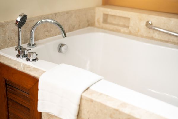 Cost of Tub Faucet Repair in Suffolk