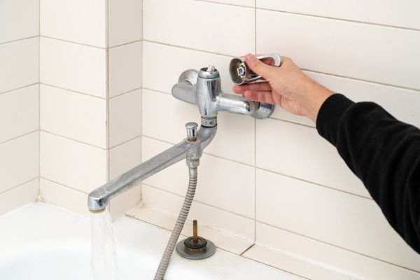 Cost of Shower Handle Repair in Suffolk