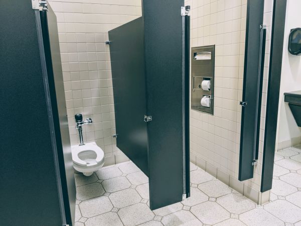 Cost of Commercial Toilet Installation in Suffolk